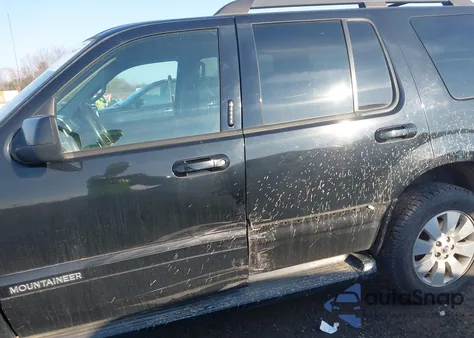 2007 Mercury Mountaineer z USA, uszkodzony, nr VIN 4M2EU47E97UJ00596